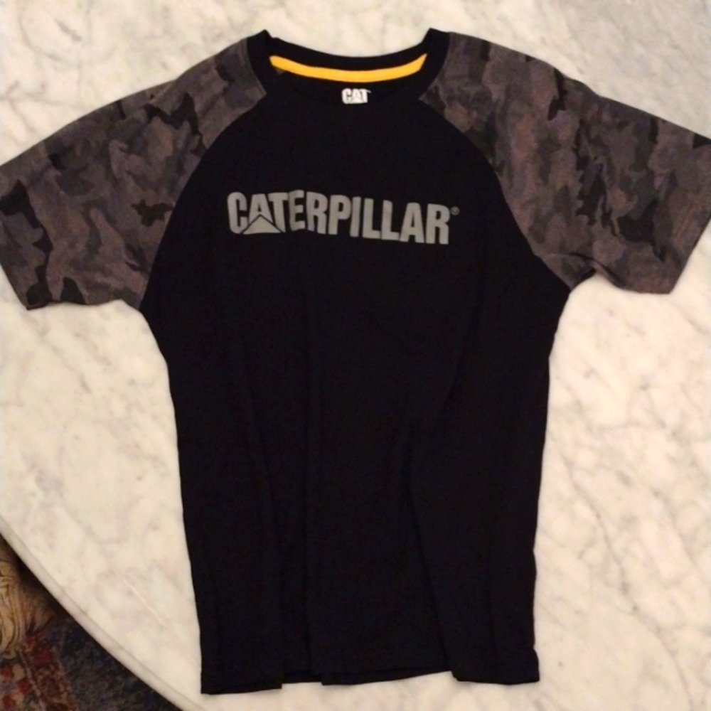 CAT caterpillar T-shirt size M